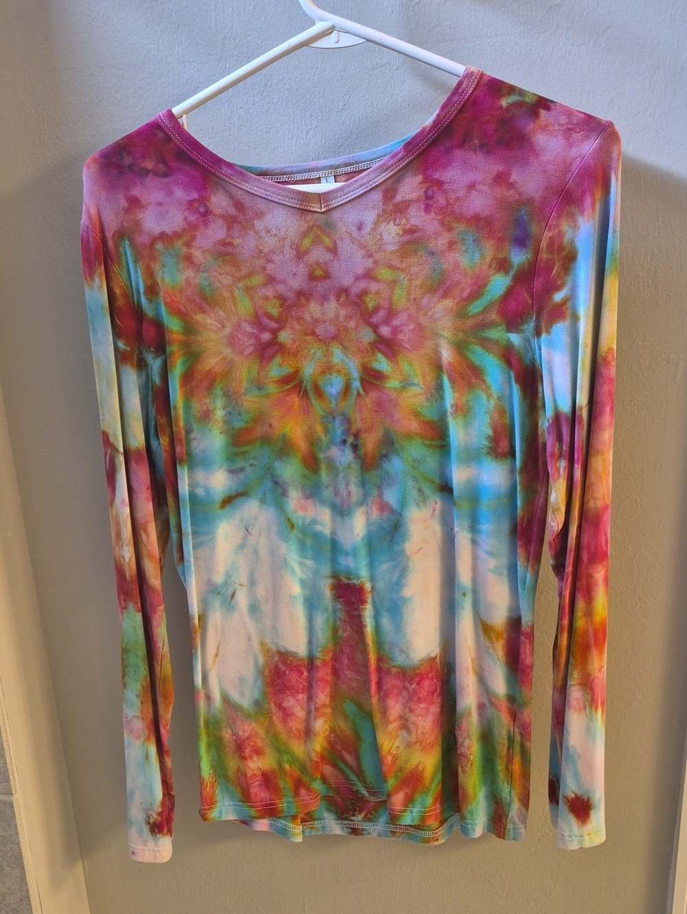 Tie-Dye Long Sleeve Women's Top - Multicolor
